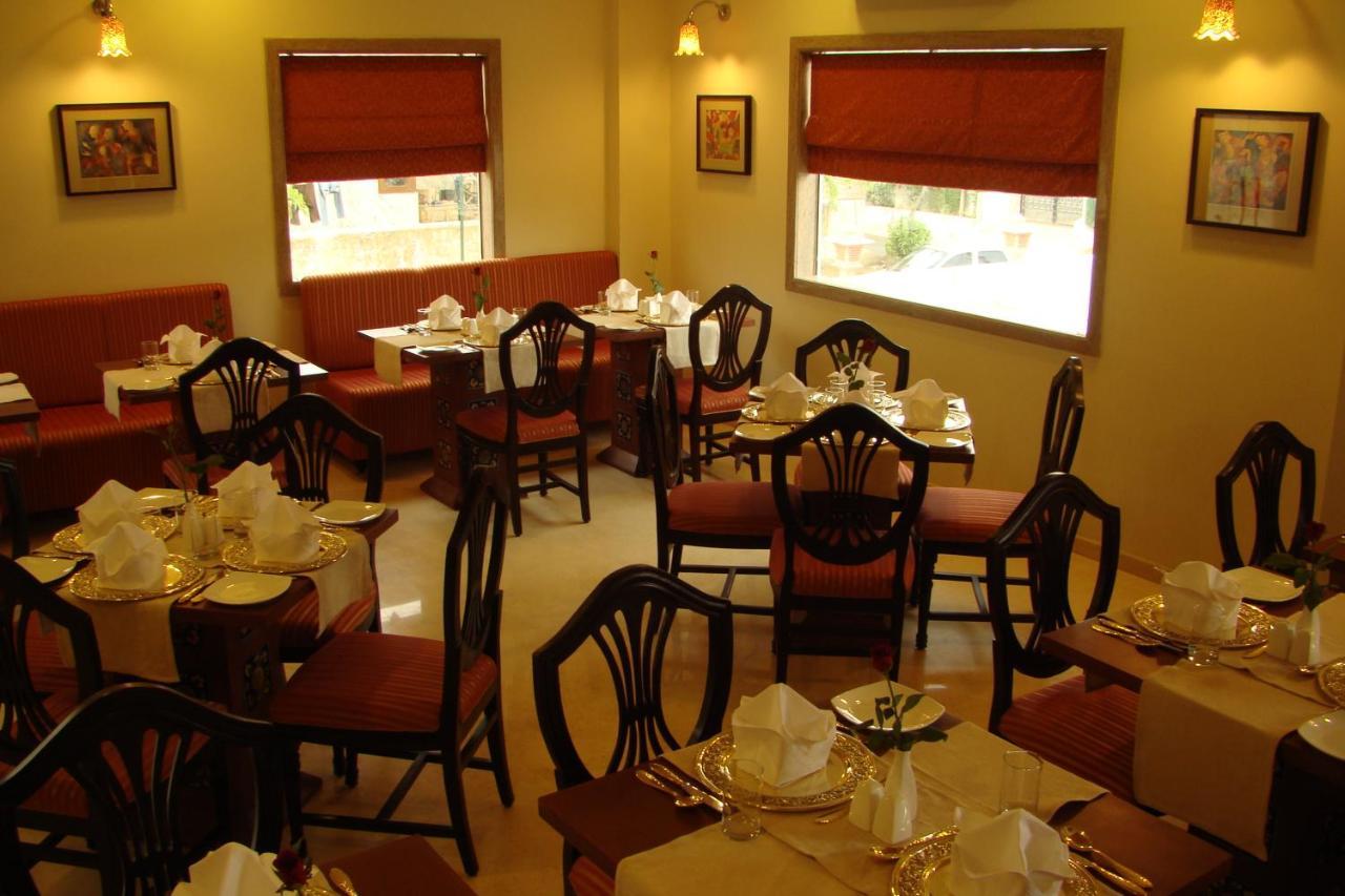 Aurum Boutique Hotel Jaipur Bagian luar foto
