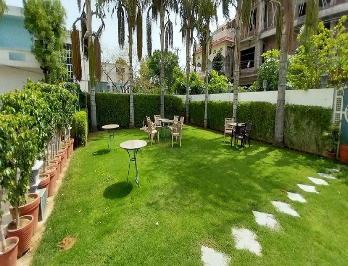 Aurum Boutique Hotel Jaipur Bagian luar foto