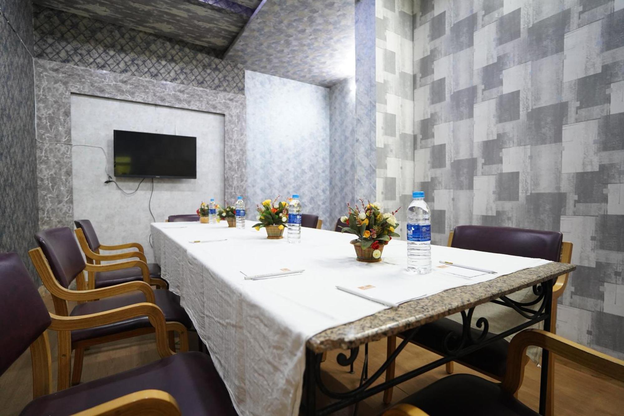 Aurum Boutique Hotel Jaipur Bagian luar foto